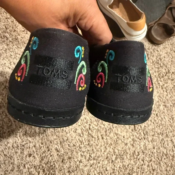 Toms Multicolor and Black Patterned Flats - Picture 5 of 5